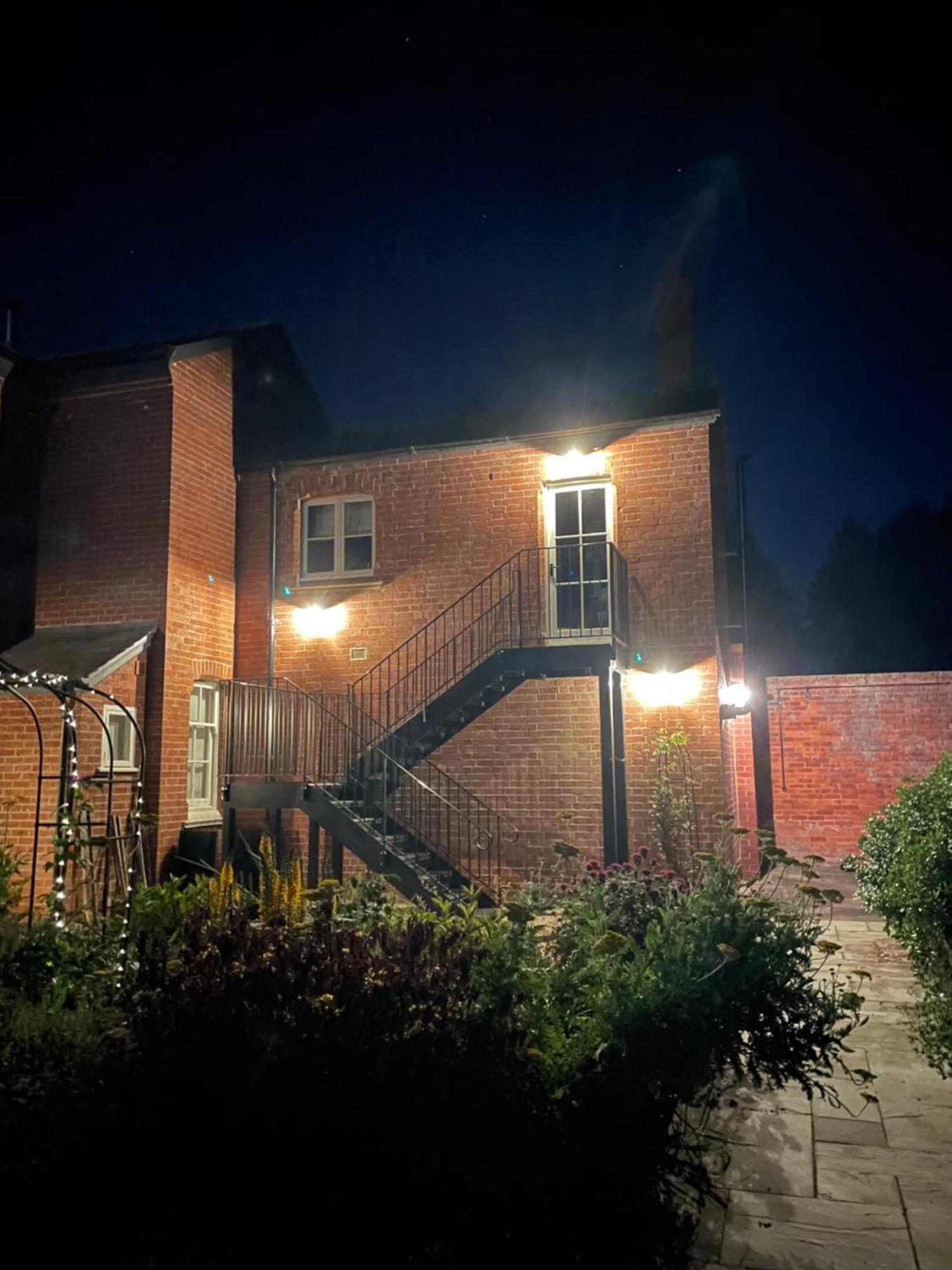 Cockloft Romantic Countryside Hideaway Bishops Cannings Luaran gambar